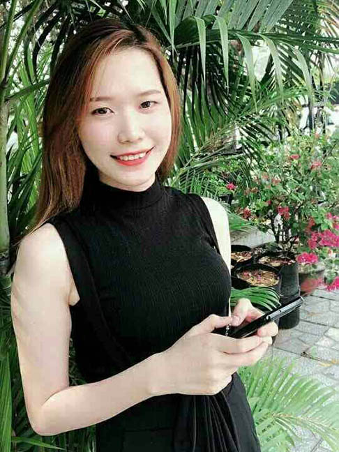 印尼新娘照片 是個黑美人